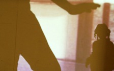 Bé 2 tuổi làm chứng buộc tội kẻ xâm hại tình dục trẻ em