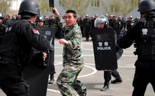 Trung Quốc thu thập ADN của toàn bộ người Tân Cương