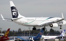 Khỏa thân chạy loạn trên máy bay