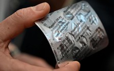 Hàng ngàn người ở khu ổ chuột Ấn Độ thử thuốc trị sốt rét chống Covid-19