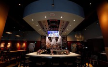 Dịch Covid-19 'ngóc đầu' trở lại, California theo bước Texas, Florida buộc đóng cửa quán bar