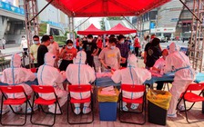 Trung Quốc phong tỏa Thâm Quyến