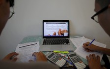 Tin tức giáo dục đặc biệt trên báo in ngày mai 13.4.2020