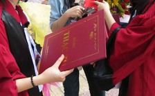 Tin tức giáo dục đặc biệt trên báo in ngày mai 27.11.2020