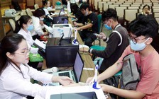 Tin tức giáo dục đặc biệt 9.8: Lại nóng chuyện tăng học phí