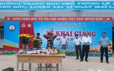 Có hay không việc trường học ở Đắk Lắk cúng bái trong ngày khai giảng?