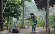 'Mẹ rơm' tập 41: Vì sao Mô ‘gù’ bị Xuân sỉ nhục?