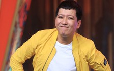 Trường Giang kể từng bị trăm người vây quanh, kéo áo khi đi chợ