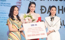 Á hậu Phương Anh nhận được học bổng 300 triệu