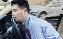 Kinh nghiệm 'đánh bại' cơn buồn ngủ khi lái xe
