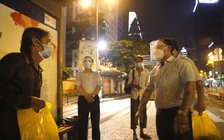 Sài Gòn sau 18 giờ: Mong có nơi tá túc