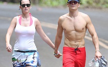 Katy Perry lộ ảnh hẹn hò với Orlando Bloom tại Hawaii