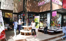 'Hoa hồng cho Mẹ và em' tại Đường sách TP.HCM