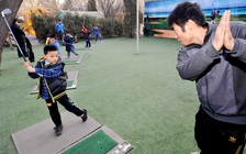 Golf là môn học bắt buộc ở một trường công lập Trung Quốc