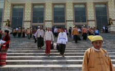 Bộ trưởng Myanmar có bằng tiến sĩ 'dỏm'