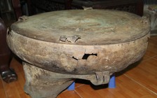 Tìm thấy trống đồng trên sông Cổ Chiên