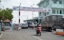 Ngày đầu cách ly xã hội: Phà Vĩnh Long vẫn hoạt động, giảm tần suất