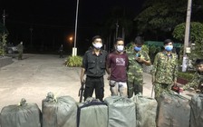 Kiên Giang: Bắt nhiều vụ vận chuyển thuốc lá lậu ở khu vực vùng biên