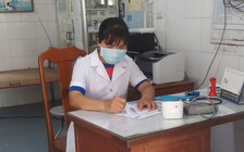 Nữ bác sĩ 'bỗng dưng' đi cách ly, chỉ kịp mang theo 2 bộ đồ