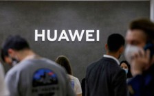 Huawei ‘đi đêm’ với công ty liên quan tình báo Nga ?