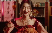 Người mẫu Trung Quốc tiêu tan sự nghiệp vì quảng cáo cho Dolce & Gabbana