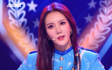 Nữ ca sĩ Hàn mang thai 5 tháng nhảy sung trên sân khấu