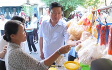 Bí thư Đinh La Thăng: ‘Đang hoạt động tốt thì xin chuyển đổi làm gì?’