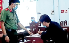 Vĩnh Long: Phạt chủ Facebook 'Nhật Cơm Gà' đăng tin bịa đặt lây lan dịch bệnh Covid-19