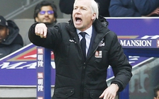 HLV Crystal Palace phản đối quả 11m của Liverpool