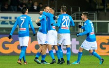 Inter sẩy chân, Napoli chiếm ngôi đầu Serie A