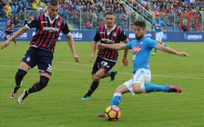 Crotone - Napoli: Mùa đông không lạnh