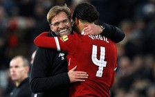 HLV Klopp: 'Van Dijk có một câu chuyện cổ tích'