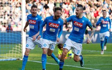 Napoli lội ngược dòng đòi lại ngôi đầu bảng từ tay Juventus