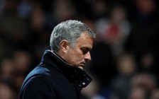 HLV Mourinho: 'Mọi người đều xài tiền chứ không chỉ riêng tôi'