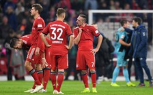 Bundesliga vòng 10: Bayern mất thắng trên sân nhà, Dortmund tách tốp