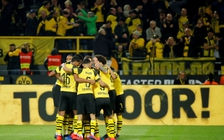 Bayern, Dortmund trở lại cuộc đua 'song mã'