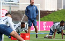 Bayern Munich ngày đầu trên sân tập mùa Covid-19