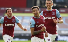 Kết quả Ngoại hạng Anh, West Ham 2-1 Tottenham: Thua liểng xiểng, tương lai Mourinho nguy hiểm