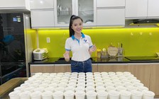 Hoa khôi Cần Thơ nấu chè đãi tình nguyện viên chống dịch Covid-19