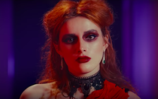 Mỹ nhân Disney Bella Thorne đẹp ma mị trong MV của nhóm nhạc gốc Việt