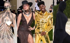 Met Gala 2021: Sao nữ đua nhau khoe dáng, Kim Kardashian kín mít không ai nhận ra