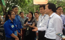 Bộ trưởng Bộ Giáo dục thị sát thi THPT Quốc gia