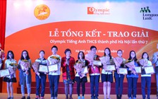 Quán quân Olympic tiếng Anh thường lên youtube luyện phát âm và kỹ năng nghe