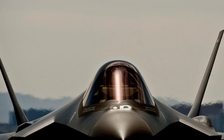 Mỹ 'trùm mền' không thời hạn 55 máy bay F-35