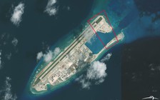 Trung Quốc biến đá Chữ Thập thành trung tâm tình báo ở Biển Đông?