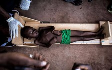 Chiến tranh cướp đi mạng sống của 5 triệu trẻ em ở châu Phi