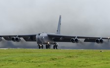 2 chiếc B-52 bay 'huấn luyện thông thường' ở Biển Đông