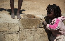 Thiếu nhà vệ sinh trường học đe dọa an toàn của 620 triệu trẻ em