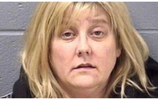 Cựu giáo viên 51 tuổi bị cáo buộc quan hệ tình dục với nam sinh