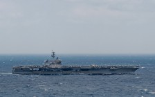 Mỹ sơ tán gần 3.000 thủy thủ để chặn dịch Covid-19 trên tàu sân bay Theodore Roosevelt